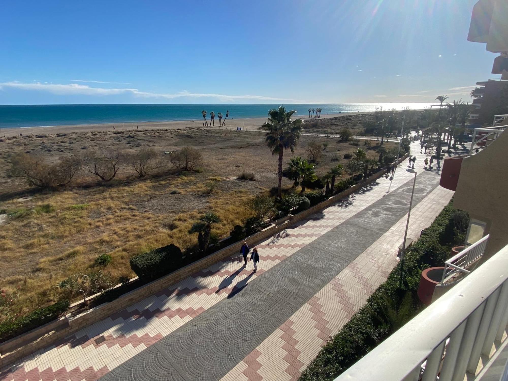 Primera Linea De Playa Valencia Eksteriør billede